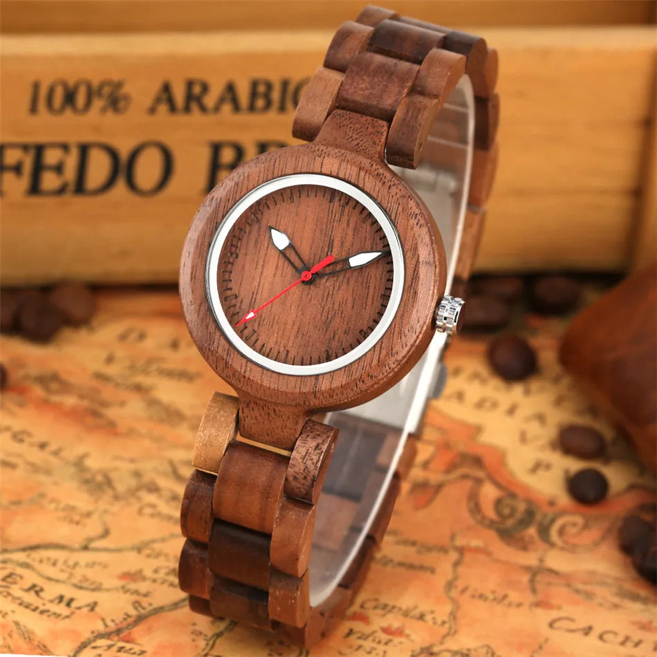 Reloj de cuarzo de madera