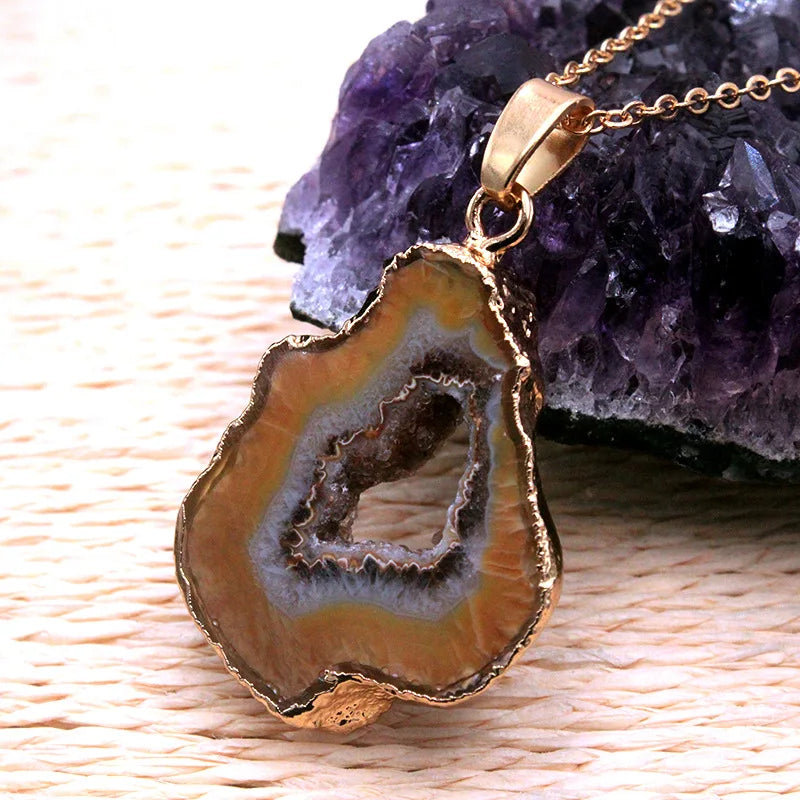 Agate pendant