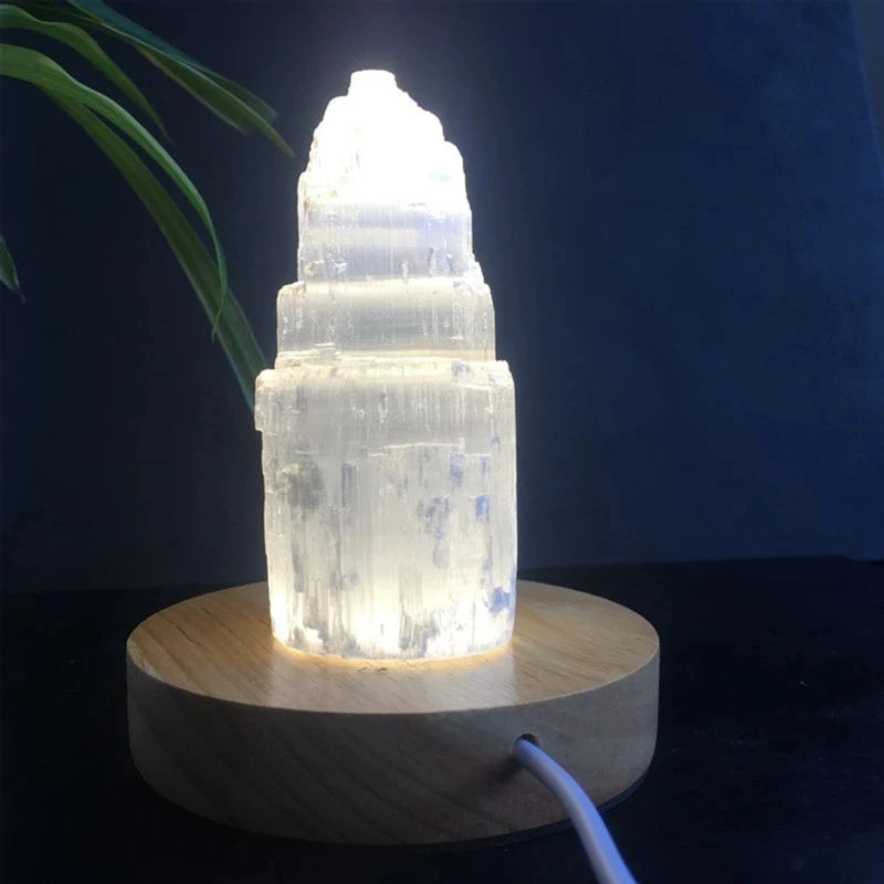 Lámpara de meditación y decoración con piedra selenita única