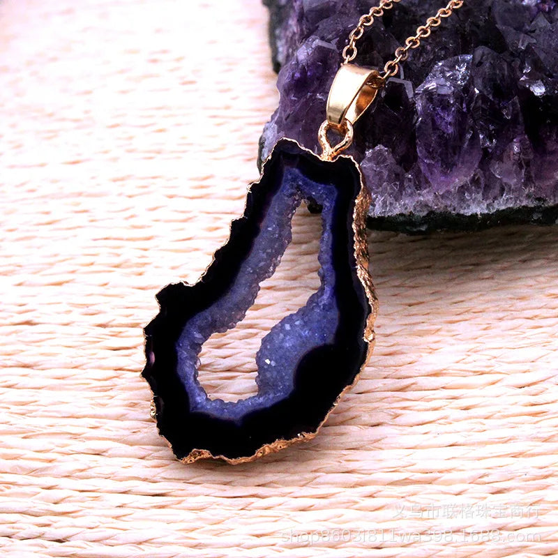 Agate pendant