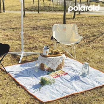 [폴라로이드] 로지 캠핑 피크닉매트 방수 휴대용 돗자리 (블랙,화이트)