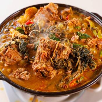 누적판매량 6만건, 톡딜 랭킹 1위❤️3~4인분 어촌시래기 감자탕 3.2kg 푸짐한 살코기+라면사리 서비스